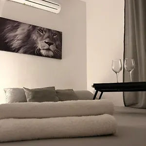 alojamiento-en.topbarcelonahotels.com/